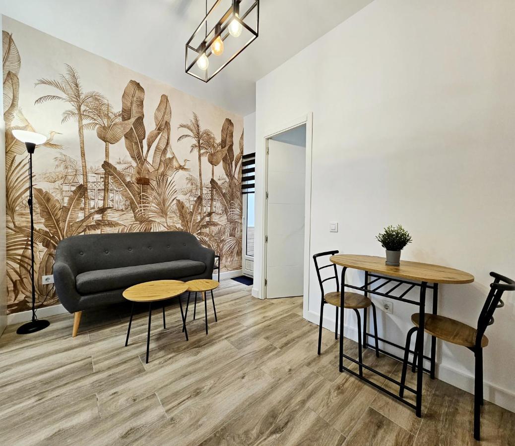 Elegante Apartamento De Diseno. Almería Exterior photo