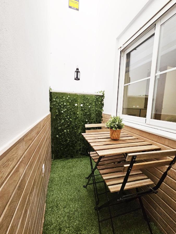 Elegante Apartamento De Diseno. Almería Exterior photo